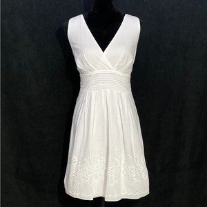 Corey P 10 Dress NWT‎ White Embroider Eyelet Box Pleat Skirt Belt Machine Wash